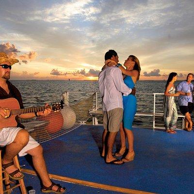 Key West Sunset Cruise with Live Music, Drinks and Appetizers