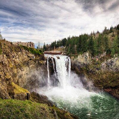 Snoqualmie Falls and Leavenworth Day Tour 