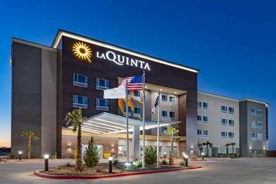 La Quinta Inn   Suites By Wyndham F