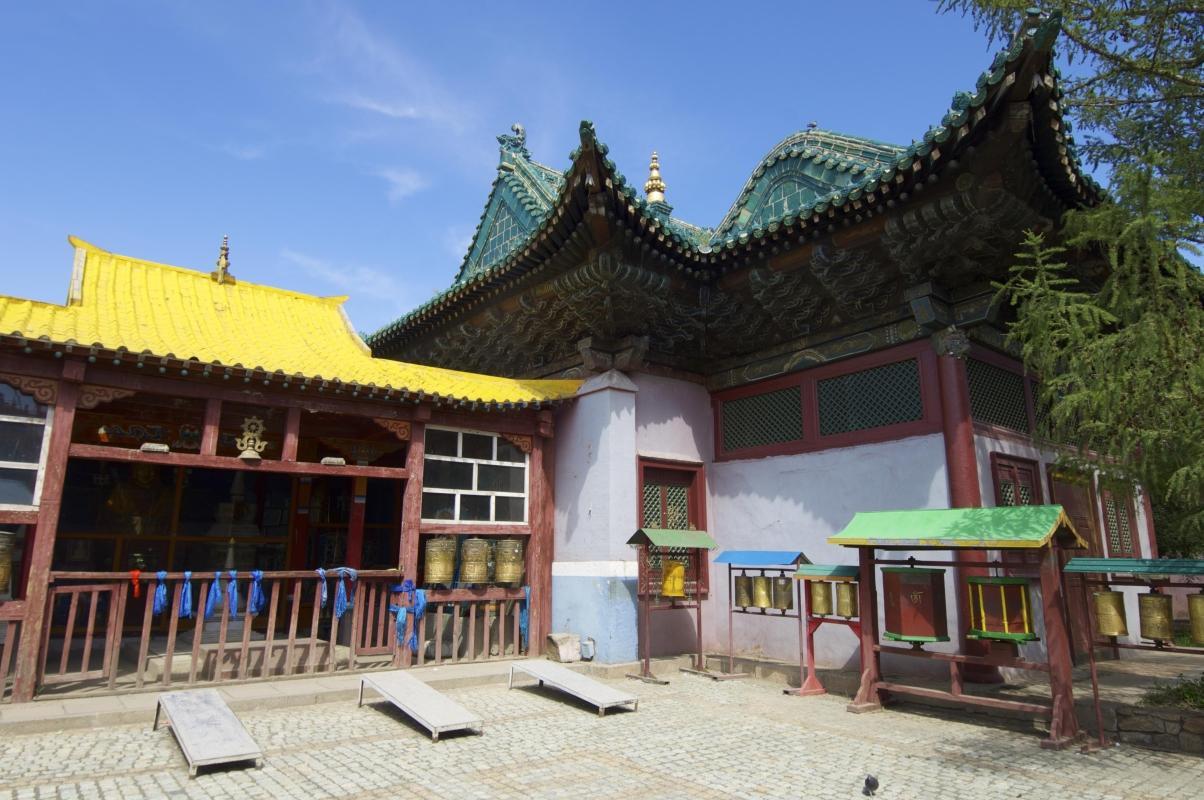 Gandantegchinlen Monastery (Gandan Khiid)