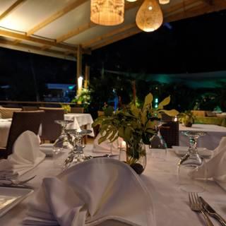 Loterie Farm Jungle Room Restaurant and Lounge