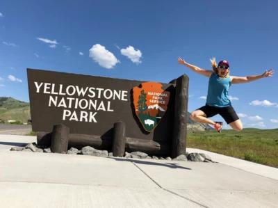 10 Tips to Avoid Crowds While Visiting Yellowstone National Park