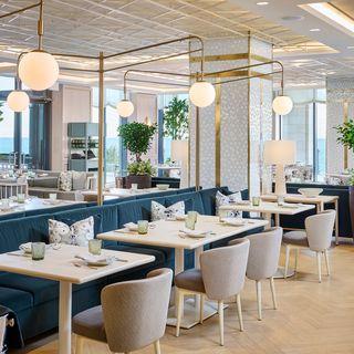 Isabelle Restaurant + Lounge