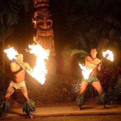 Myths of Maui Luau Dinner and a Show