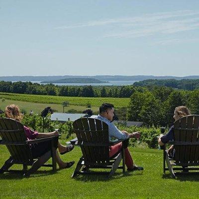 5-Hour Traverse City Wine Tour: 4 Wineries on Old Mission Peninsula