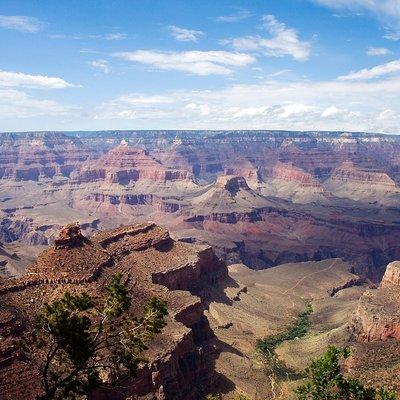 Grand Canyon Landmarks Tour by Airplane with Optional Hummer Tour