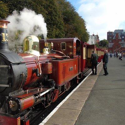 Steam Trains and Castles with qualified Isle of Man Tour Guide