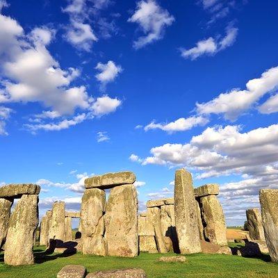 Stonehenge Half-Day Tour from London with Admission