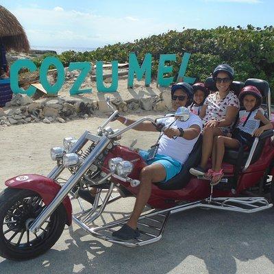 Cozumel Sightseeing Trike Tour with Lunch