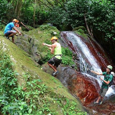 Full-Day Zipline and Waterfall Rappelling Adventure Near San Juan