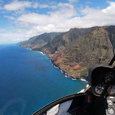 "PRIVATE" Kauai DOORS OFF Helicopter Tour & "NO MIDDLE SEATS"