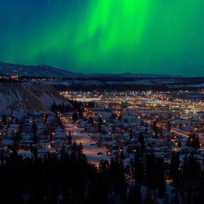 4-Day Whitehorse Northern Lights tour with roundtrip tickets from Vancouver