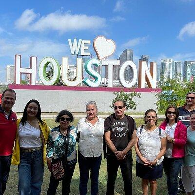 Astroville Best of Houston City Driving Tour with Live Guide