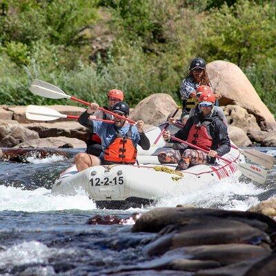 1/4 Day Family Rafting In Durango