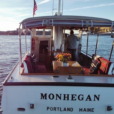 Private Lighthouse Sightseeing Charter on a Vintage Lobster Boat