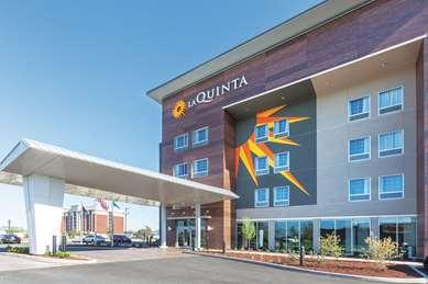 La Quinta Inn & Suites Terre Haute