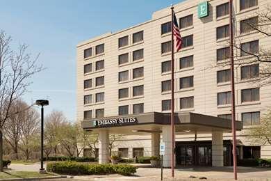 Embassy Suites by Hilton Chicago - North Shore/Deerfield
