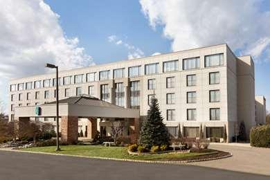 Embassy Suites by Hilton Hotel Piscataway-Somerset