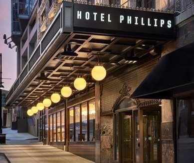 Hotel Phillips Kansas City, Curio Collection by Hilton