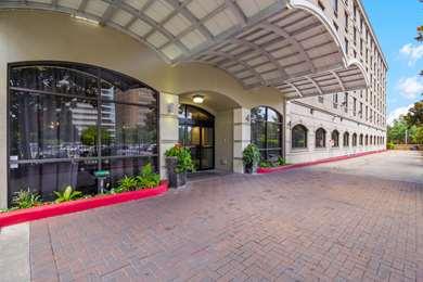 SureStay Plus Hotel by Best Western Houston Medical Center