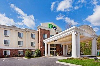 Holiday Inn Express Hotel & Suites Casino