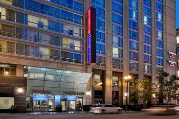 SpringHill Suites by Marriott Chicago Downtown River North