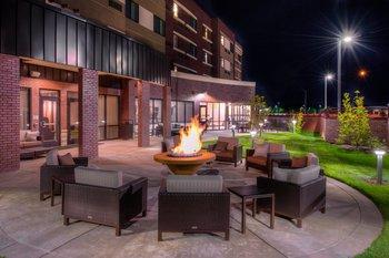 Courtyard by Marriott St. Louis-Chesterfield