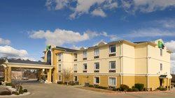 Holiday Inn Exp Stes Mount Ple