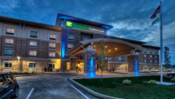 Holiday Inn Express & Suites Pittsburgh - Southpointe