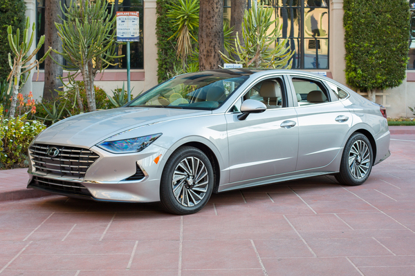 2022 Hyundai Sonata Hybrid Limited.