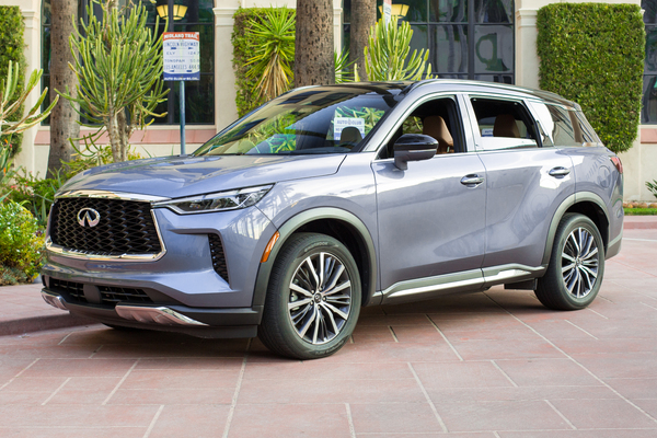 2022 Infiniti QX60 Autograph AWD.