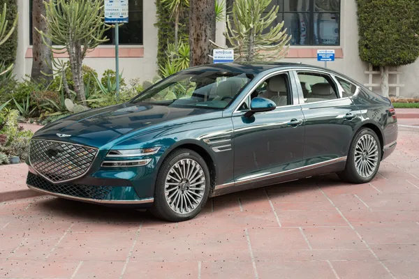 2023 Genesis Electrified G80.