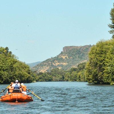 Rogue River Family Float & Discovery Park-Rafting and Kayaking 