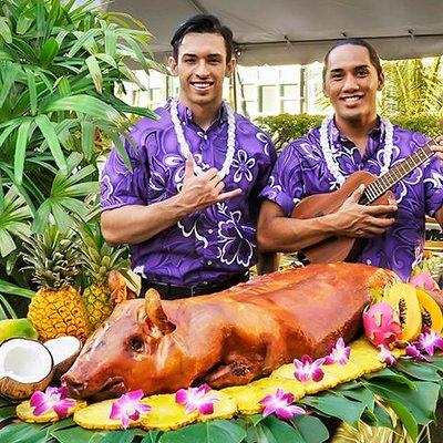 Waikiki Luau Buffet with Rock-A-Hula Show Ticket