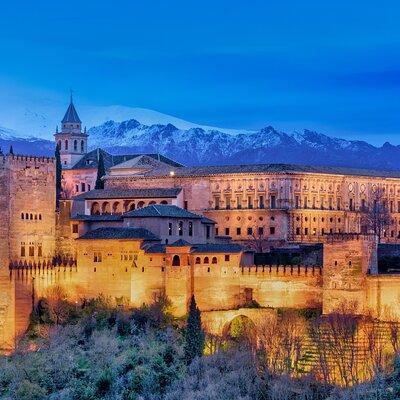 Private Tour of the Alhambra in Granada (ticket included)