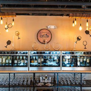 SummeRay Wine Bar & Local Eatery - Lake Havasu