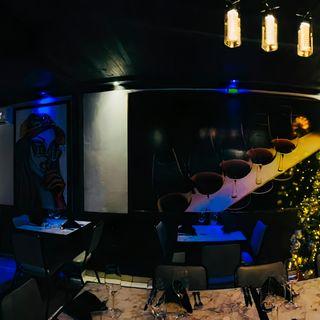 Costa Azul Wine & Lounge
