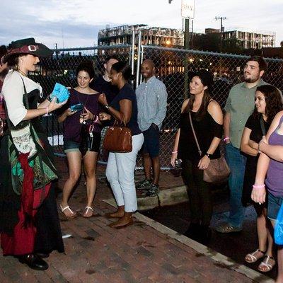 Charleston Haunted Booze and Boos Ghost Walking Tour 