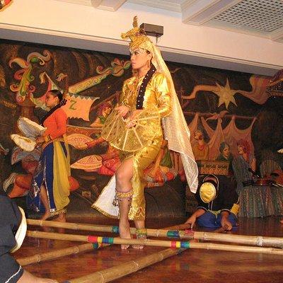 Cultural Dinner and Show in Manila