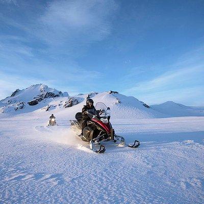 Golden Circle and Glacier Snowmobiling Day Trip from Reykjavik 