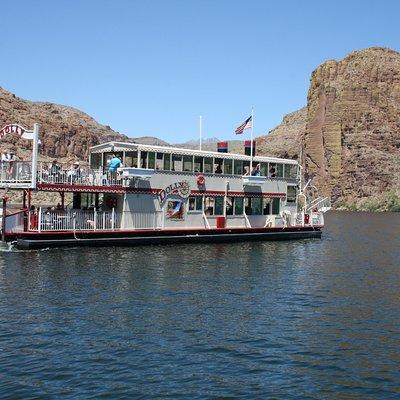 Apache Trail and Dolly Steamboat Van Tour