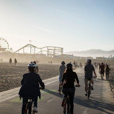 Santa Monica and Venice Beach Bike Adventure Tour
