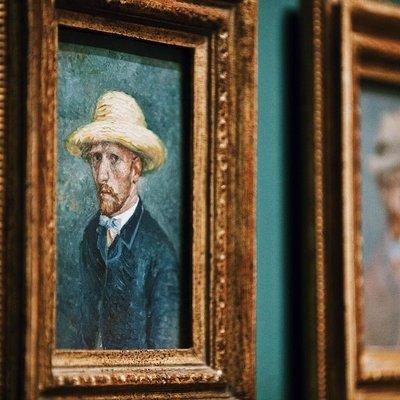 Van Gogh Museum Exclusive Guided Tour with Reserved Entry 