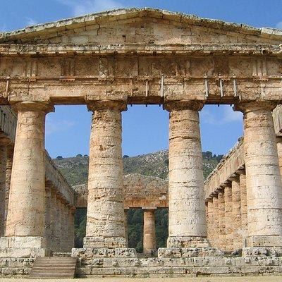 Full Day Exclusive Excursion to Segesta, Erice & Trapani Salt Flats from Palermo