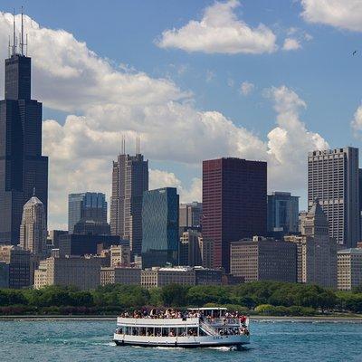 Chicago Lake and River Architecture Tour