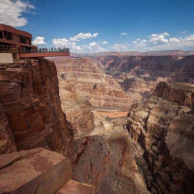 Grand Canyon Helicopter Tour with Eagle Point Rim Landing