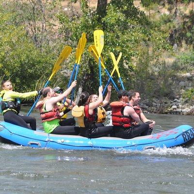 Whitewater and Wine: Wenatchee River Whitewater Rafting and Winery Tour 