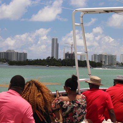 Miami Boat Tour of Celebrity Homes