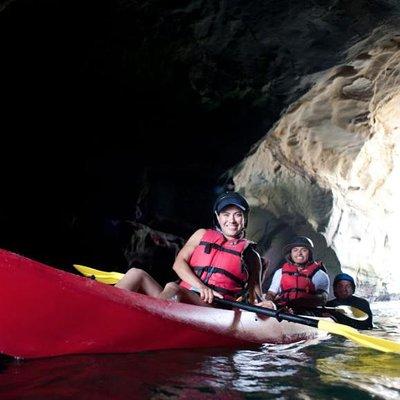 Kayak Tour of the 7 Caves