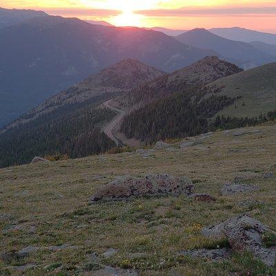 Sunrise Tour of Rocky Mountain National Park